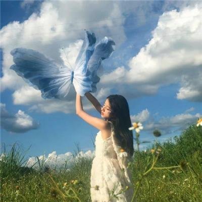 一线女星私下抽烟，连日来内幕曝光，评论区沦陷